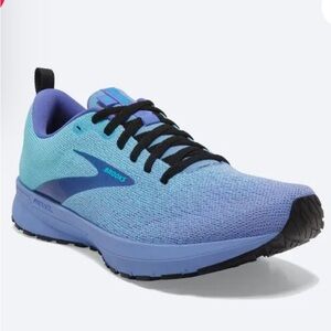 Brooks Revel 5